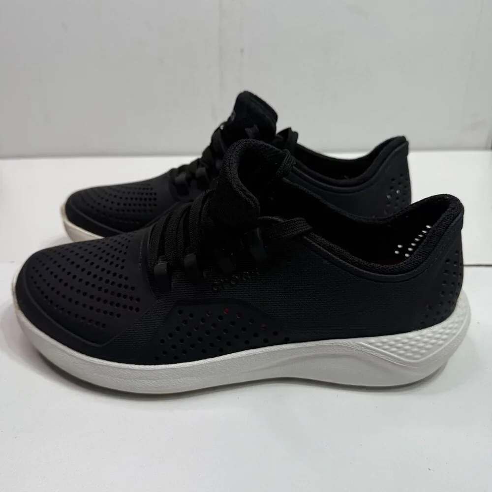 Crocs Womens Size 8 LiteRide Black Sneakers Casual Athletic Shoes - Picture 1 of 9